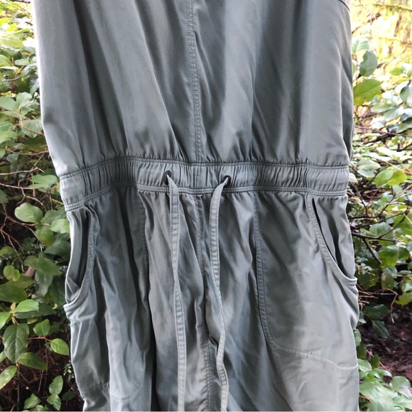 Last chance sale !!! The North Face women’s large sleeveless tank dress - Picture 2 of 5